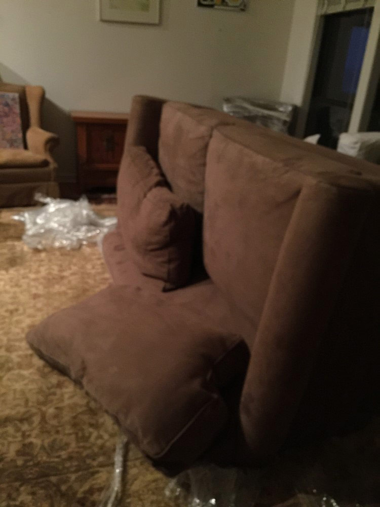 Photo by Nancy of Maya Van Lines - Large