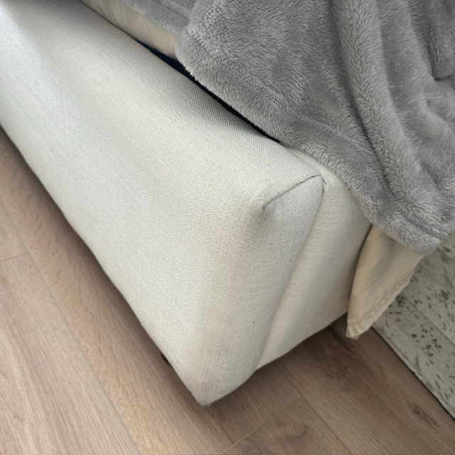 Second photo by Antonio Zavier Bellafonte of Move Central - Large