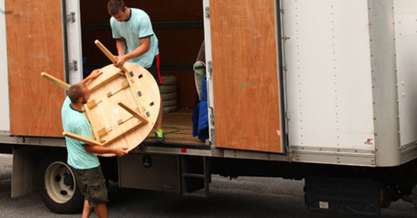 30 questions to ask when hiring movers photo